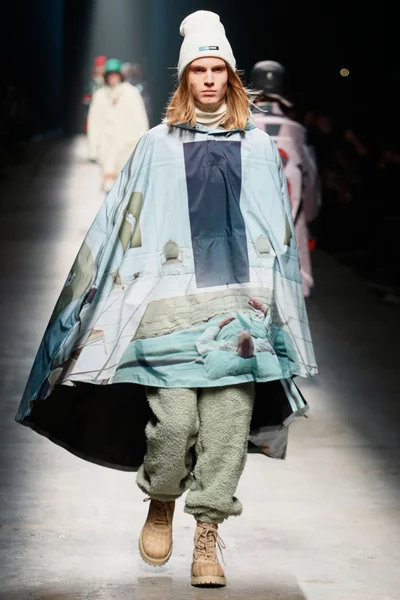 Look 36